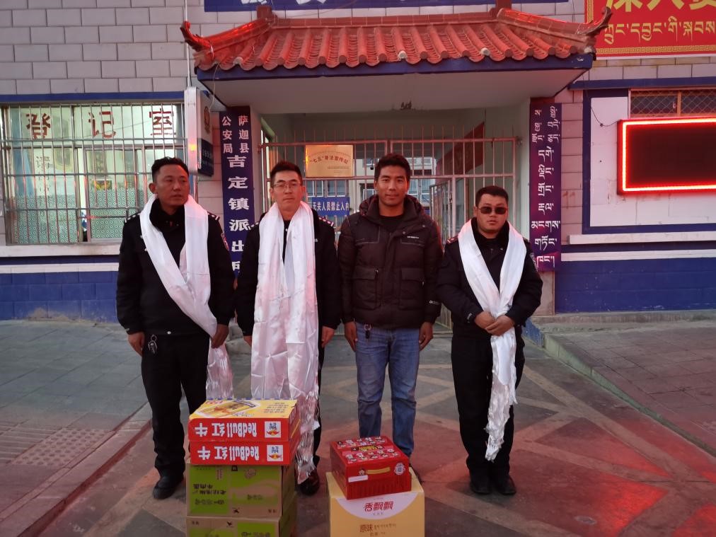 點(diǎn)贊！西藏圣凈環(huán)保服務(wù)有限公司送去的這份愛(ài)心